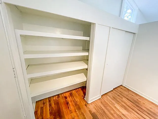 1112 W Lake Dr — Photo 8