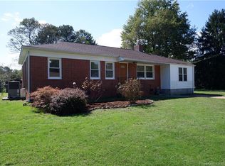 104 Deal Dr, Newport News, VA 23608