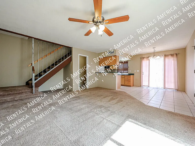 4809 E Euclid Ave #1 — Photo 3