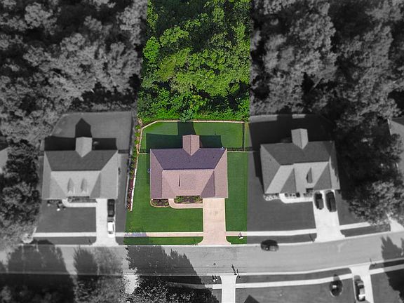 2nd image of 522 Scenic Oak Dr