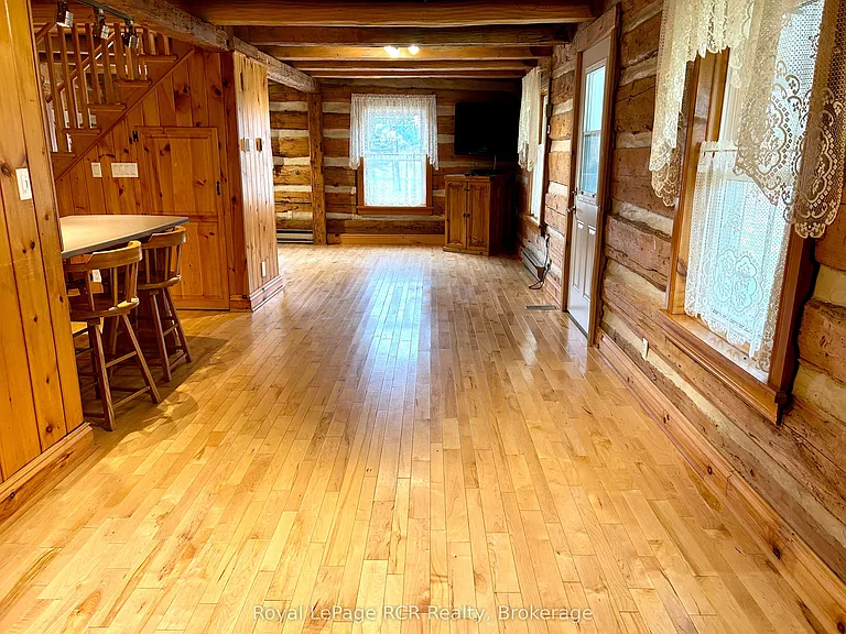 324097 The Glen Rd — Photo 18