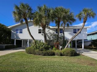 304 63rd St, Holmes Beach, FL 34217