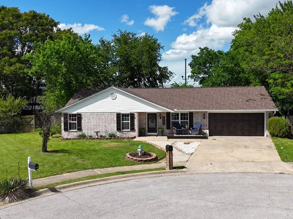 3826 Derrick Ln, Springdale, AR 72762