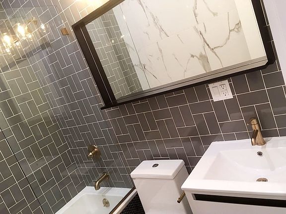 5th image of 3417 9th St APT 3