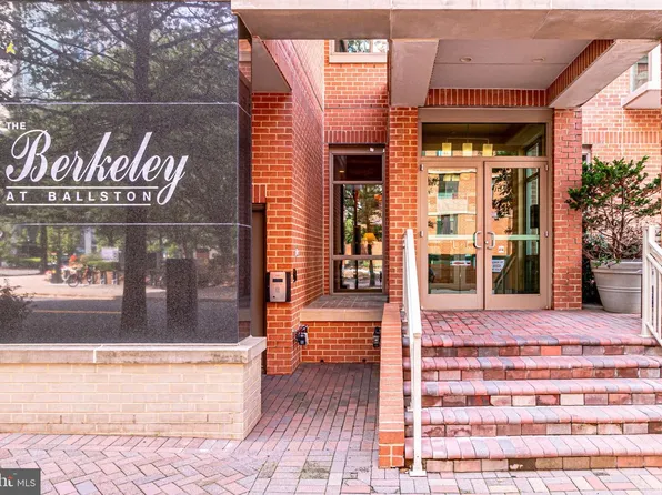 1000 N Randolph St APT 304, Arlington, VA 22201