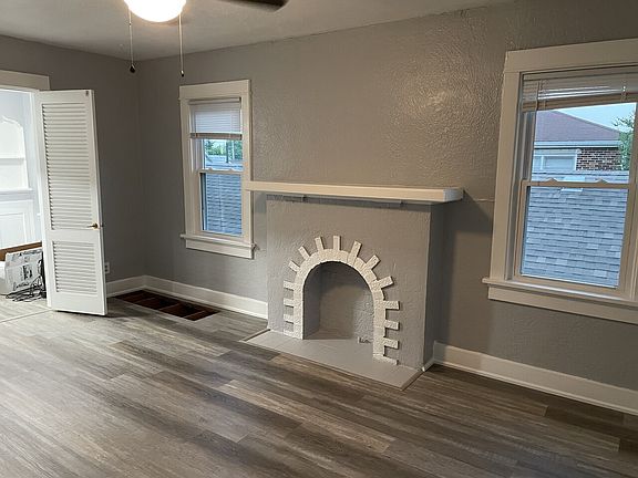 3rd image of 462 Watervliet Ave APT 4