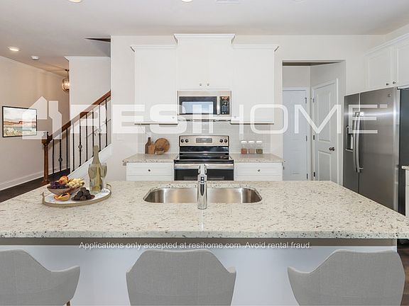 3rd image of 413 Avocet Sea Ln