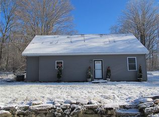 355 Eagle Peak Rd, Pascoag, RI 02859