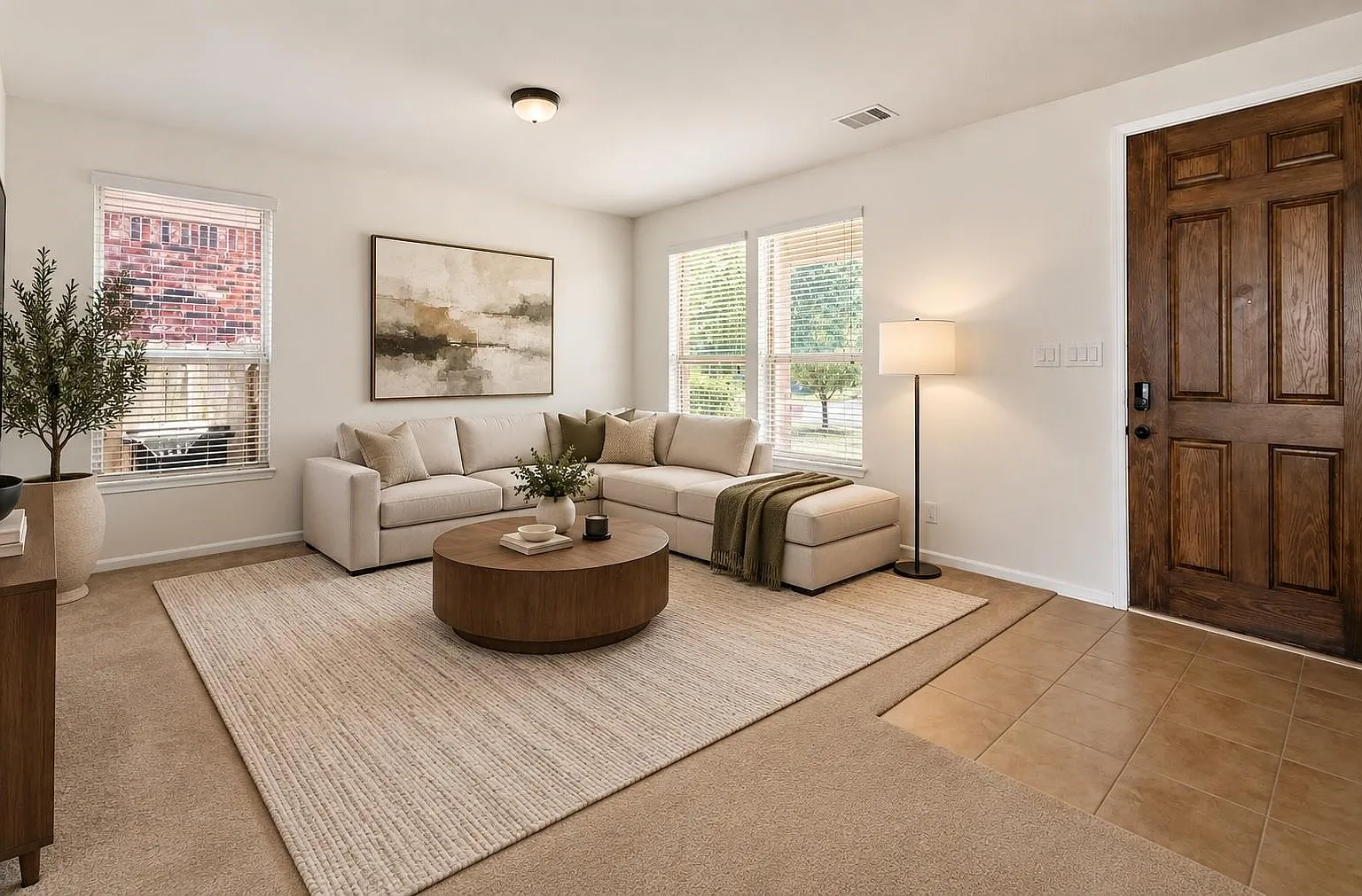 4 bed, 2.5 bath, 2916 sqft, $2,500 — Photo 4