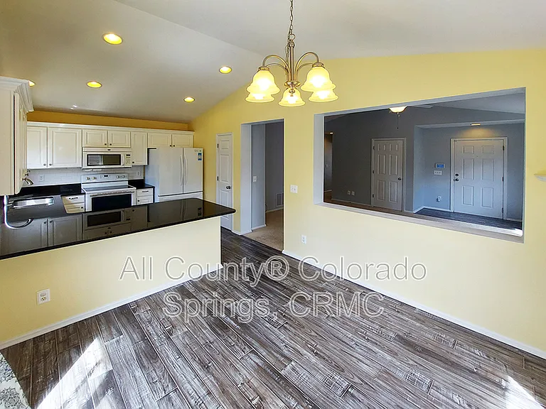 4182 Pioneer Creek Dr — Photo 7