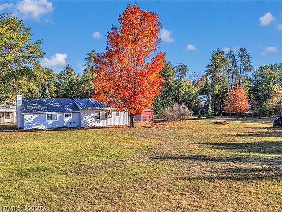 5th image of 1642 Willett Rd