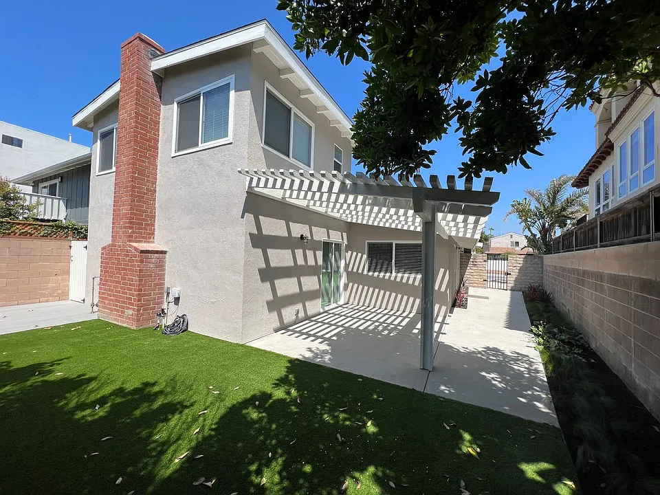 1164 Shelburn Ln