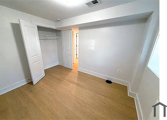 1001 Douglas St NE #C — Photo 6