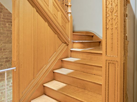 5th image of 8 W 71st St #4C