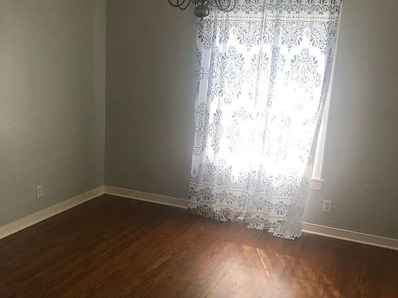 5th image of 431 Slattery Blvd