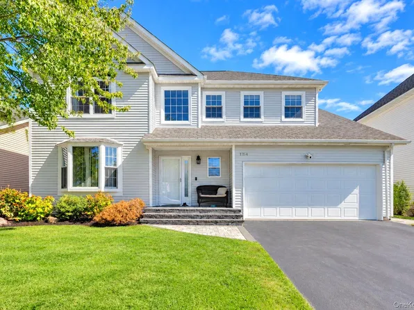 184 Cranberry Court, Melville, NY 11747