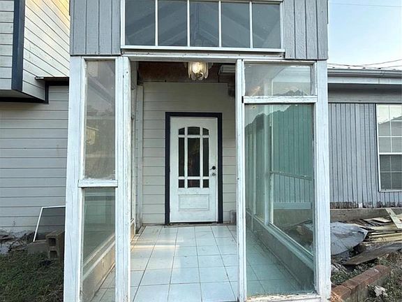 4th image of 8412 Peekskill Ln