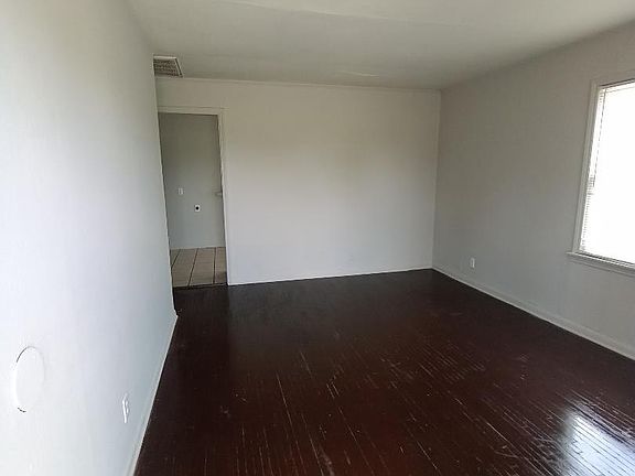 2nd image of 2612 N Yorktown Pl