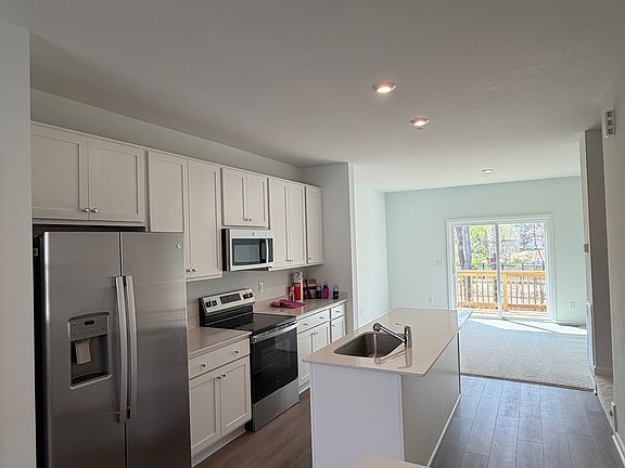 4th image of 3322 Bomore Rd