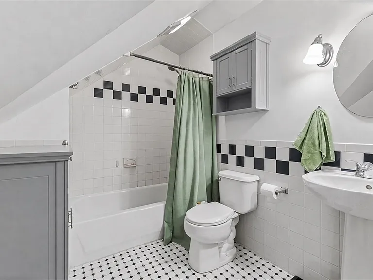17B Bonair St #17B — Photo 17