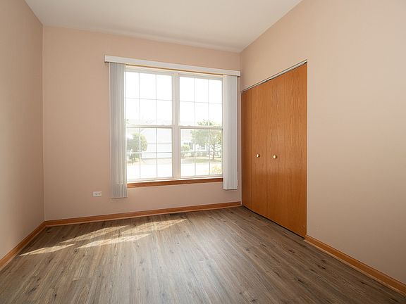 2nd image of 21128 W Braxton Ln