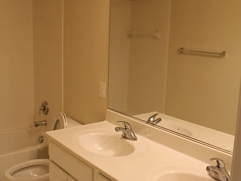 24907 Earlsford Dr — Photo 59