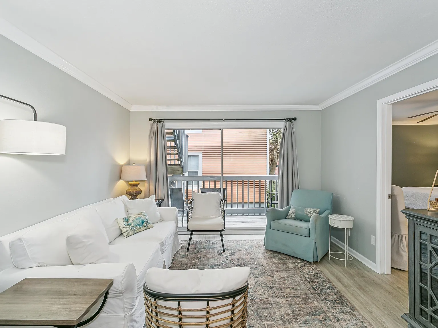 1650 Via De Luna Drive - B3 — Photo 3