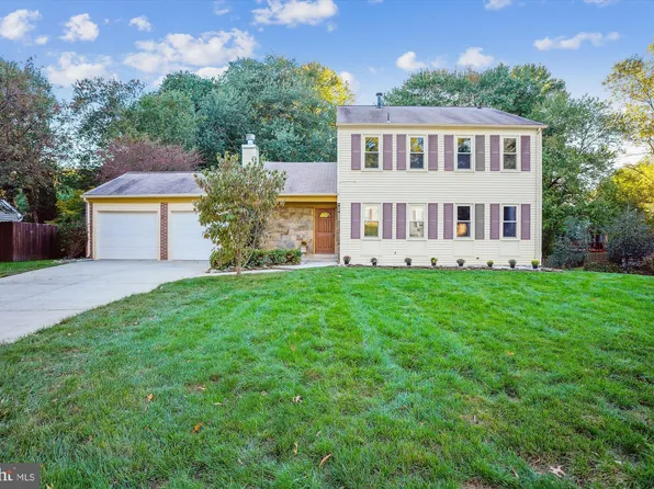 17052 Briardale Rd, Rockville, MD 20855