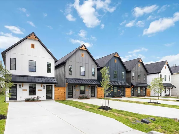 8017 Cora St #B, Houston, TX 77088