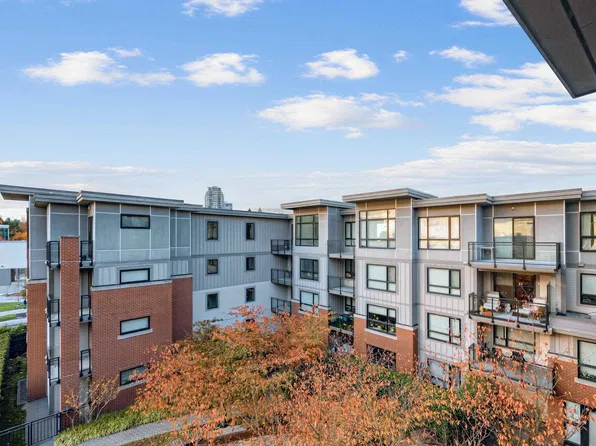 7058 14th Ave #414, Burnaby, BC V3N 0E6