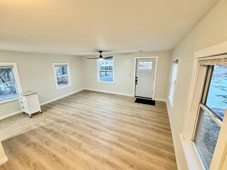 935 S Sheridan Blvd — Photo 6