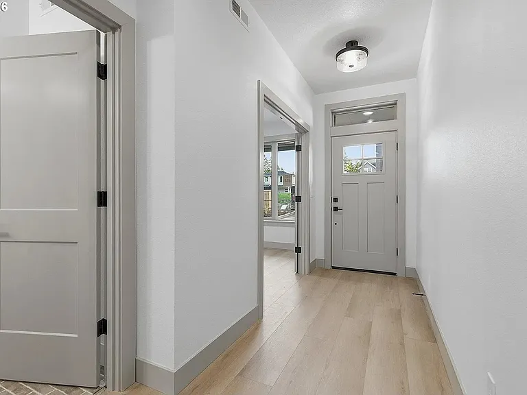14986 SE Andre Way — Photo 1