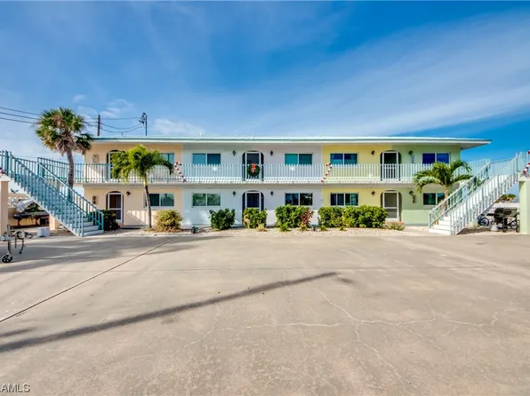 3215 Stringfellow Rd W #2D, Saint James City, FL 33956