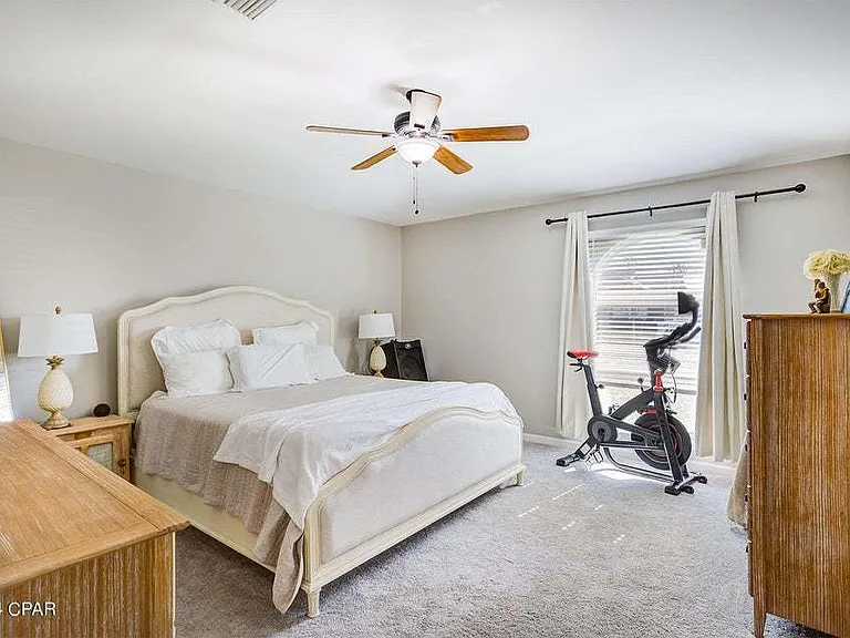 8107 Heritage Woods Ln — Photo 16