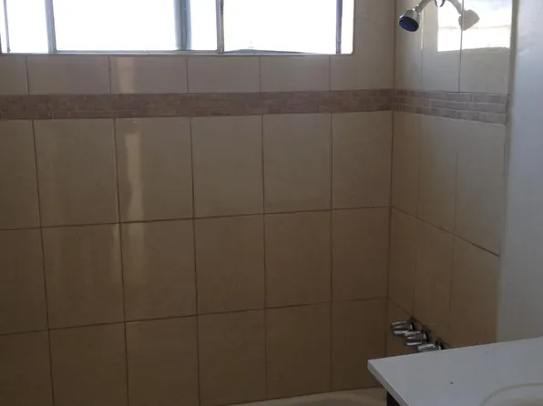 2201 Carmona Ave, Los Angeles, CA