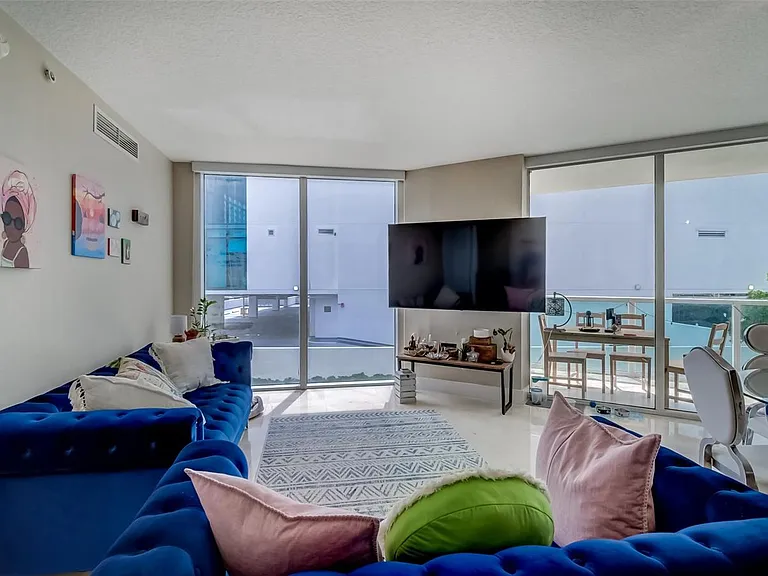 150 Sunny Isles Blvd #601 — Photo 16