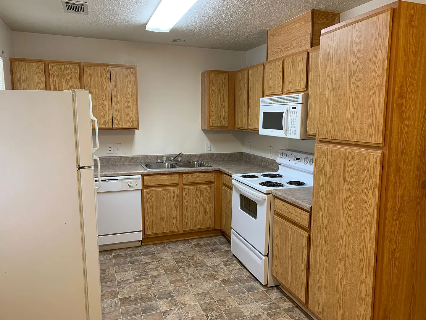 Montevallo, AL 2 Bed 2 Bath $1,154/mo**Deposit $0 — Photo 2