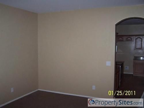 4th image of 1757 E Baker Dr