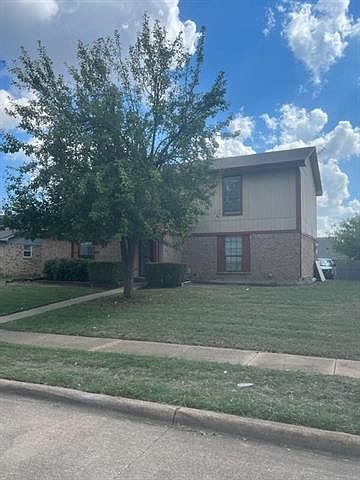 1st image of 852 Whitehall Dr
