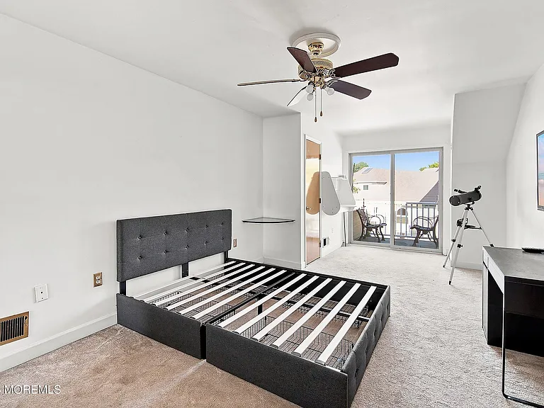 137 Marina Bay Ct — Photo 22