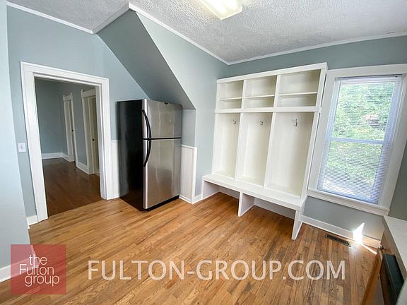 4th image of 740 Fulton St E #1