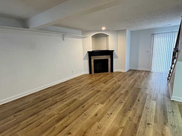 820 SW Peach Tree Ln — Photo 11