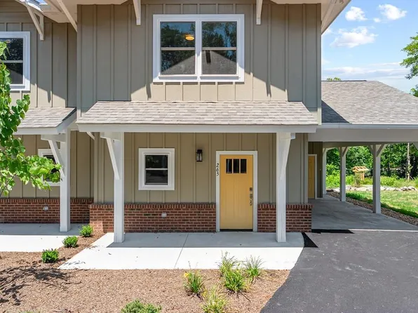 265 N Church St, Marion, VA 24354