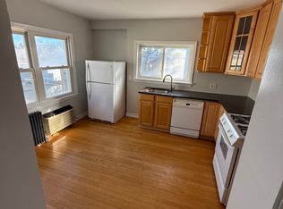 224 E 237th St FLOOR 3, Bronx, NY 10470