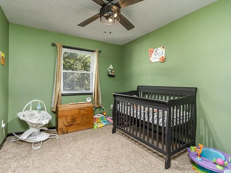 22915 Daisy Rd — Photo 16