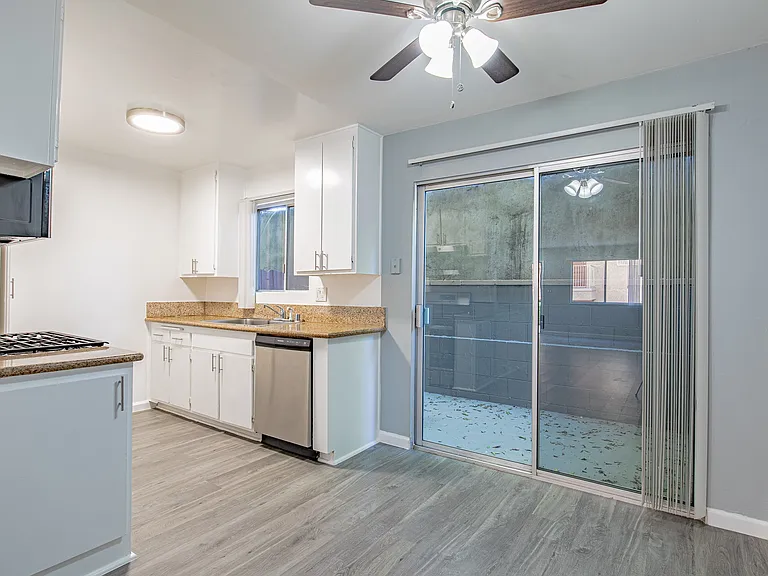 Northgate Apartments — Photo 14