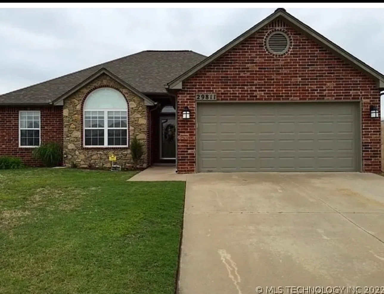 3 bed, 1450 sqft, $1,850 — Photo 1