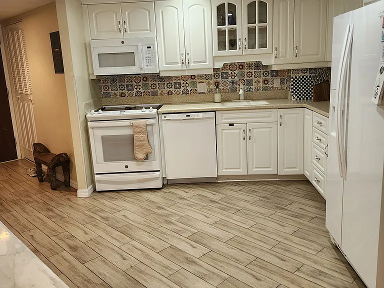 925 N Halifax Ave #303 — Photo 13