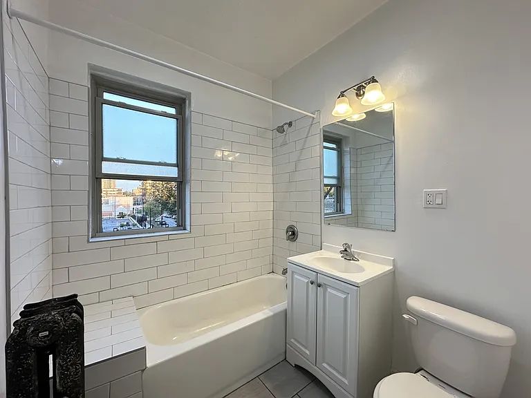 1214 W Rosemont Ave #4 — Photo 19