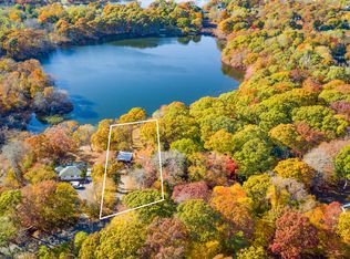 46 Lake Dr, Shelter Island, NY 11964